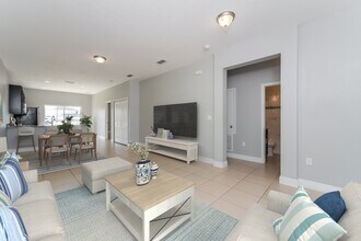 532 Imperial Pl in Kissimmee, FL - Building Photo - Building Photo