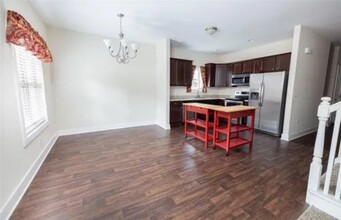 264 Lee Ln in Seneca, SC - Building Photo - Building Photo