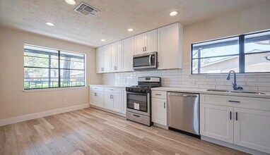 5502 Hewitt Dr in Houston, TX - Building Photo - Building Photo