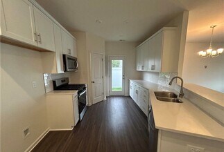 927 Scott Ter in Richmond, VA - Building Photo - Building Photo