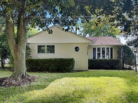 3704 Jay Ln in Rolling Meadows, IL - Building Photo