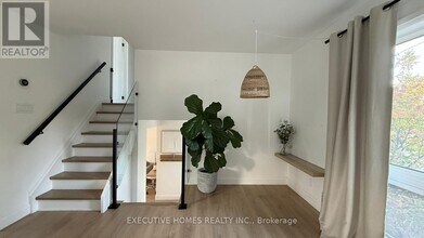 1045 Beaufort Ave in Oshawa, ON - Building Photo - Building Photo
