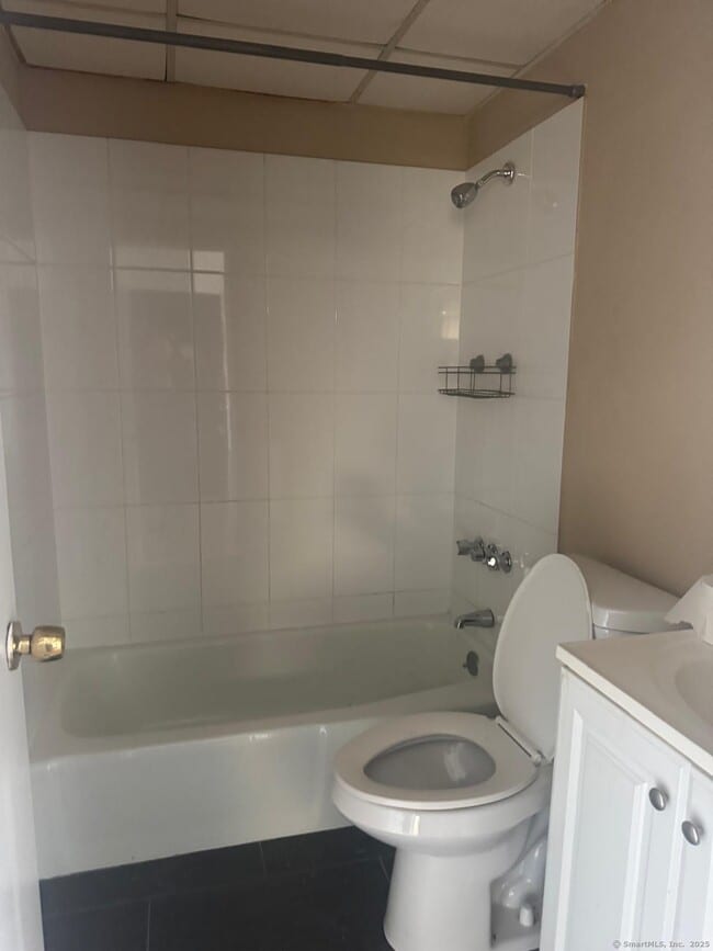 1575 Boston Ave in Bridgeport, CT - Building Photo - Building Photo
