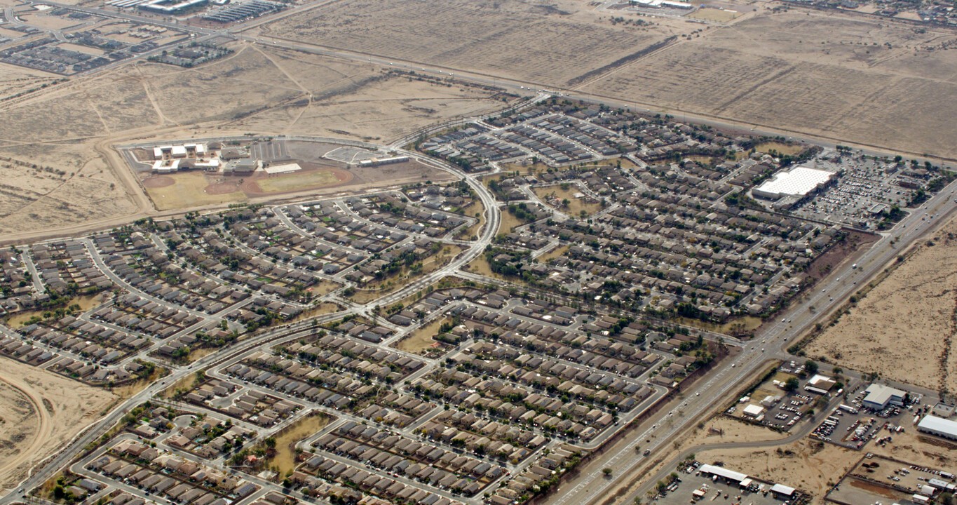 346 E Caribbean Dr in Casa Grande, AZ - Building Photo