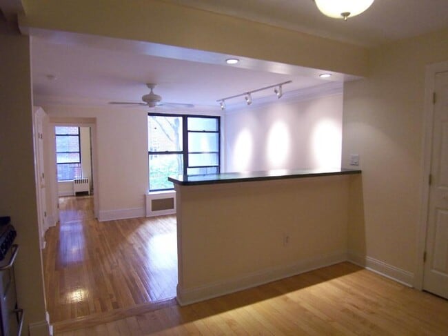 property at 487 W End Ave
