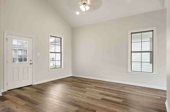 105 Santa Marta Dr in Youngsville, LA - Building Photo - Building Photo