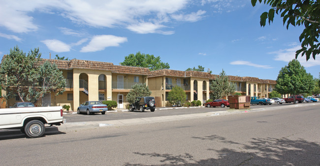 2913-2925 Muriel St NE in Albuquerque, NM - Foto de edificio - Building Photo