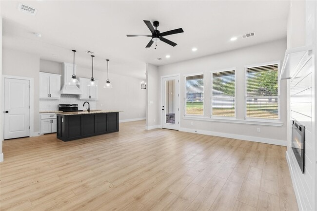 property at 2315 Progress Dr