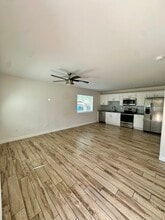 2308 N 28th PL, Unit 6 in Phoenix, AZ - Building Photo - Building Photo