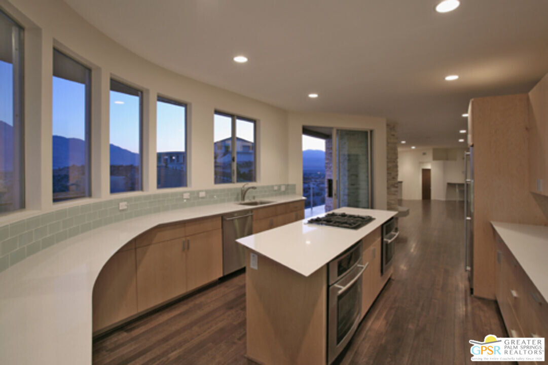 9124 Cll De Vecinos in Desert Hot Springs, CA - Building Photo