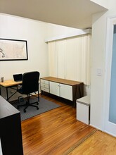 2600 E 20th St, Unit 103 in Signal Hill, CA - Building Photo - Building Photo