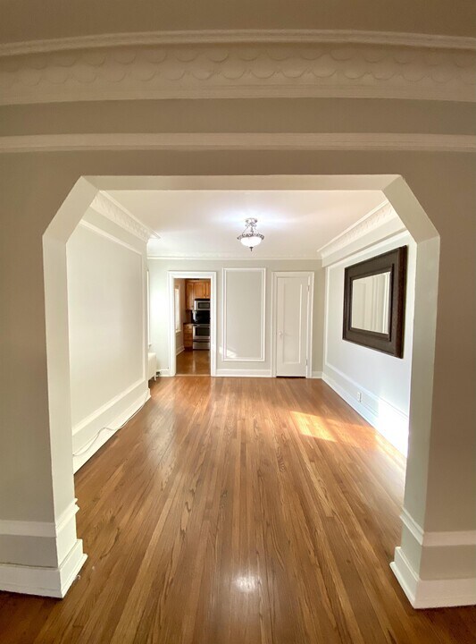 807 W 48th St in Kansas City, MO - Building Photo