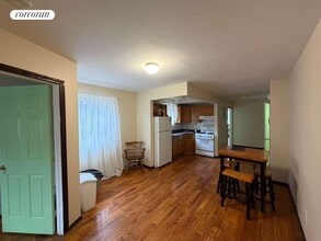 91 E 57th St in Brooklyn, NY - Building Photo - Building Photo