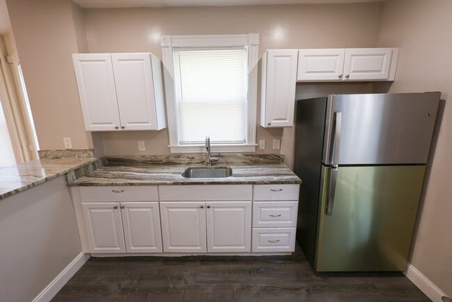 property at 3 Robinson St