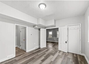 6915 Lawn Ave in Cleveland, OH - Building Photo - Building Photo