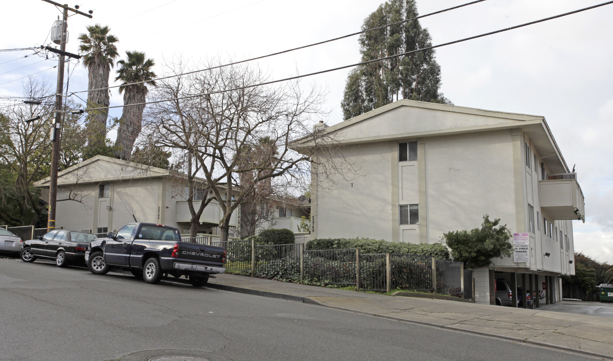 22766 Vermont St in Hayward, CA - Building Photo