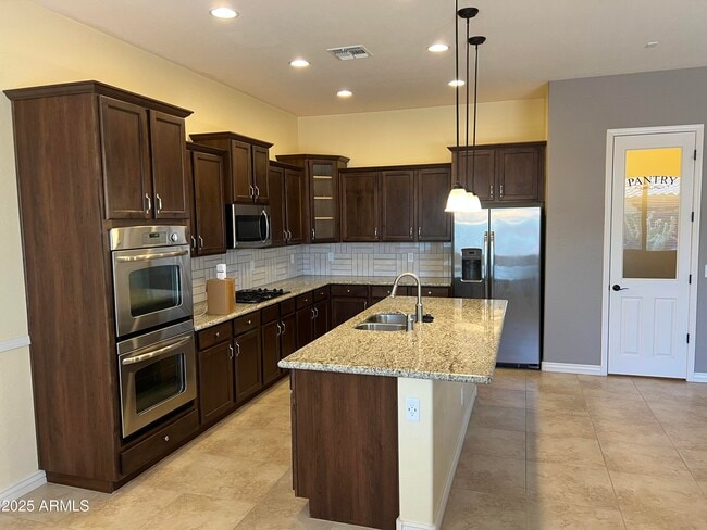 13732 S 176th Ave in Goodyear, AZ - Building Photo - Building Photo