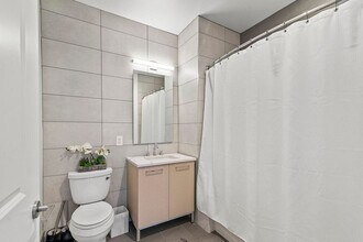 1400 Hudson St in Hoboken, NJ - Foto de edificio - Building Photo