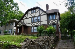 5341 Holmes St in Kansas City, MO - Building Photo