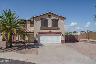 16006 W Lincoln St in Goodyear, AZ - Building Photo