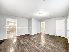 3647 S Deerwood Ave in Memphis, TN - Building Photo - Building Photo