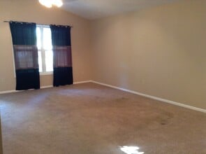 515 W 3rd St in Junction City, KS - Building Photo - Building Photo