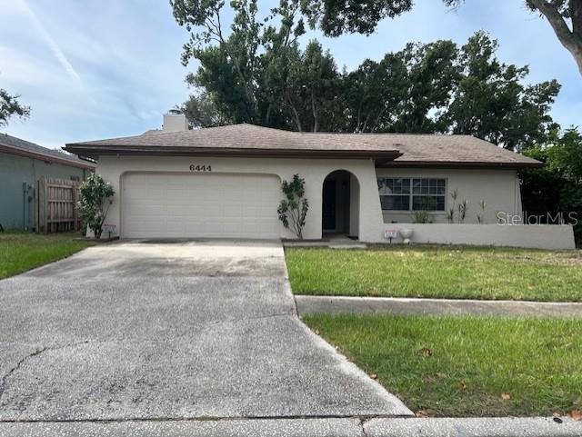 6444 109th Ave in Pinellas Park, FL - Building Photo