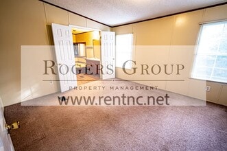 387 Old Halifax Rd in Louisburg, NC - Building Photo - Building Photo