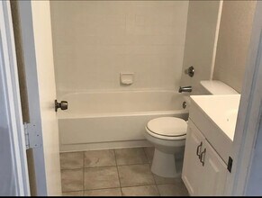 1900 Sandy Ct in Arlington, TX - Building Photo - Building Photo