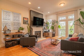 1132 W 17th St in Chicago, IL - Building Photo - Building Photo