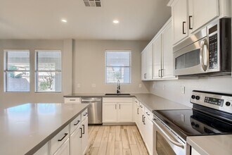 11720 W Foothill Ct in Sun City, AZ - Building Photo - Building Photo