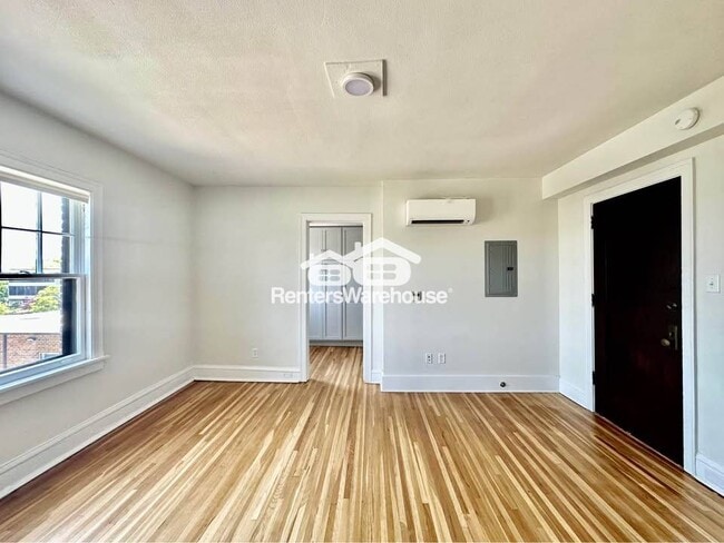 property at 2305 Grand Ave