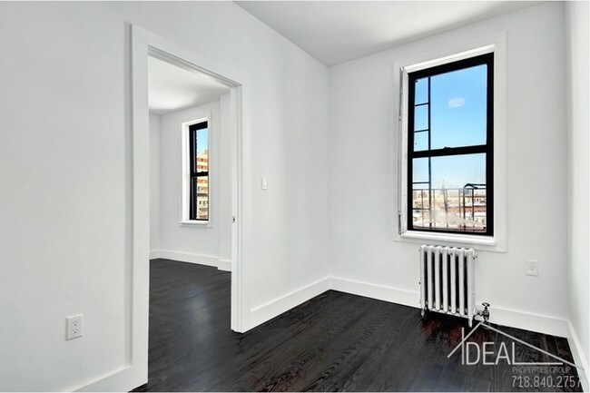 203 17th St-Unit -28 in Brooklyn, NY - Building Photo - Building Photo