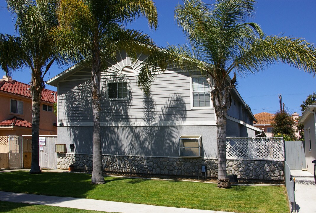 1452-1456 Diamond St in San Diego, CA - Building Photo