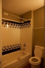 734 N 3rd St in Milwaukee, WI - Foto de edificio - Building Photo