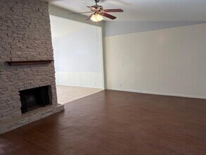 12401 Willow Wild Dr in Austin, TX - Building Photo - Building Photo