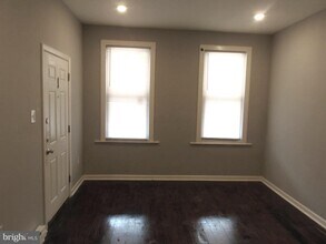 123 S Salford St in Philadelphia, PA - Building Photo - Building Photo