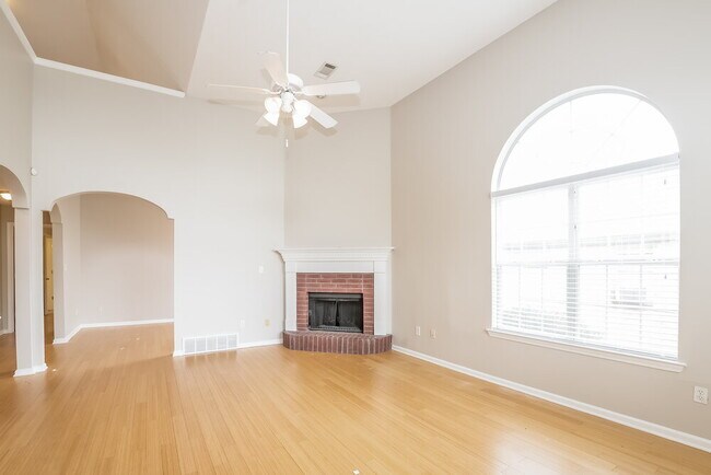 4663 Shadow Field Ln in Arlington, TN - Building Photo - Building Photo