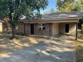 1406 13th Terrace in Barling, AR - Building Photo