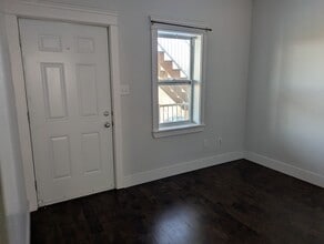 661 St Margarets Bay Rd in Halifax, NS - Building Photo - Building Photo