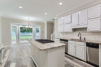 2810 Players Dr in Jonesboro, GA - Building Photo - Building Photo