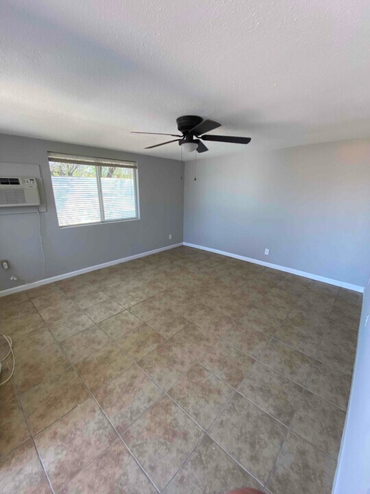 417 N 32nd Pl in Phoenix, AZ - Building Photo