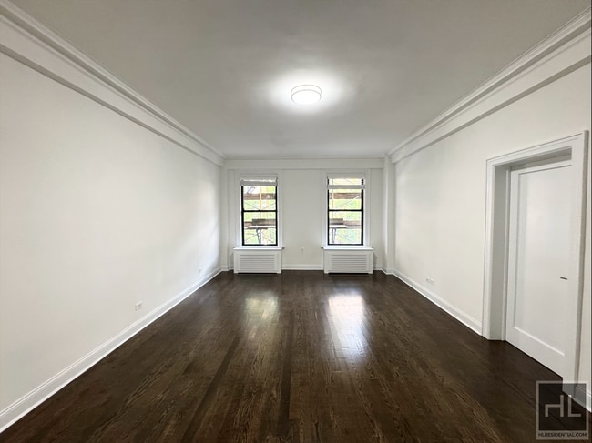 166 W 72nd St