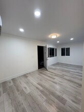 4619 Del Monte Ave, Unit 4619 Del Monte Ave in San Diego, CA - Building Photo - Building Photo