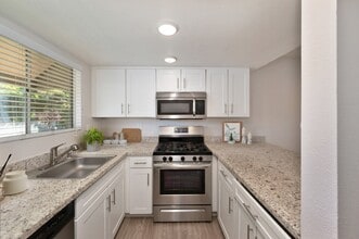 West Oaks Apartment Homes in Lancaster, CA - Building Photo - Building Photo