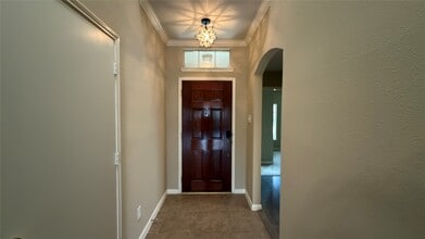 4810 Bonny Loch Ln in Houston, TX - Building Photo - Building Photo