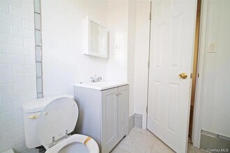 45 Linden St in Yonkers, NY - Building Photo - Building Photo