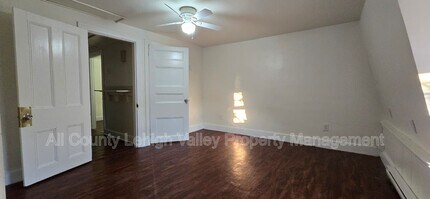 51 S 5th St in Easton, PA - Building Photo - Building Photo