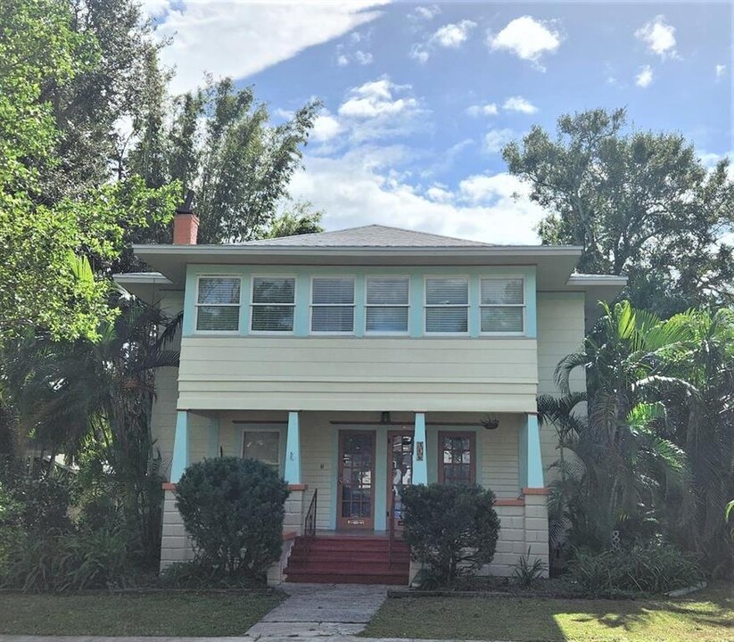 316 11th Ave NE in St. Petersburg, FL - Building Photo