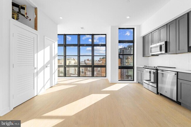 1417 Belmont St NW in Washington, DC - Building Photo - Building Photo